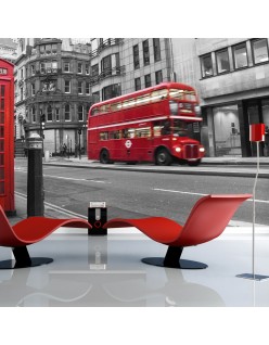 Фототапет - Red bus and phone box in London